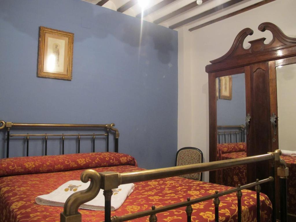 Casa Rural Cuatro De Oros Santa Cruz de la Zarza Værelse billede
